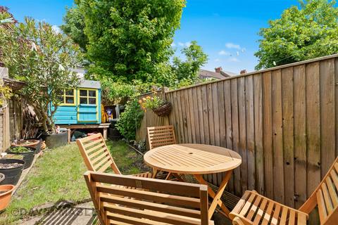 207 Bear Road, Brighton, BN2 4DD