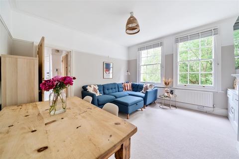 2 bedroom apartment for sale, St. Philips Road, Surbiton