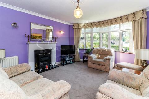 3 Hyde Close, Barnet, EN5 5TJ