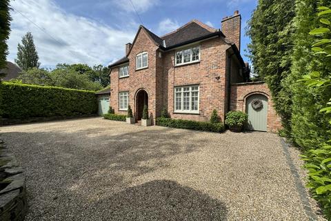5 bedroom detached house to rent, Bollin Hill, Wilmslow