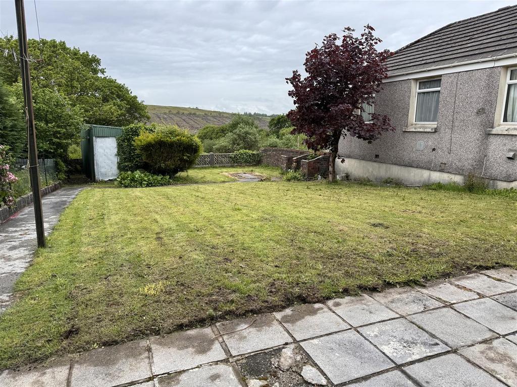 Cwmgarw Road, Brynamman, Ammanford 3 bed semidetached house for sale