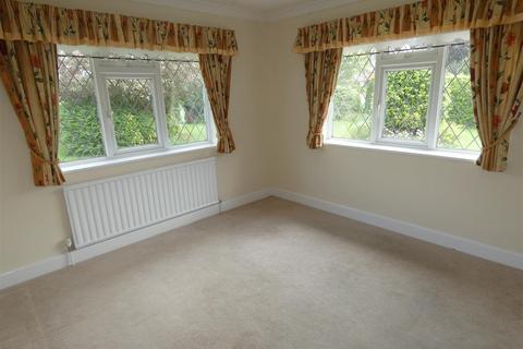 2 Whitehouse Crescent, Sutton Coldfield, B75 6ER