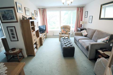 2 bedroom semi-detached bungalow to rent, Stockerston Crescent, Uppingham LE15