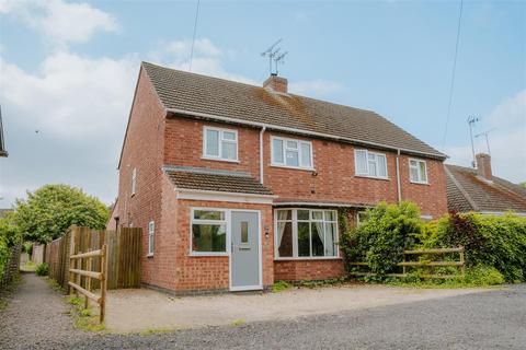 3 bedroom semi-detached house for sale, Green Lane, Warwick