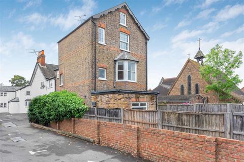 4 bedroom house for sale, St. Leonards Road, Windsor