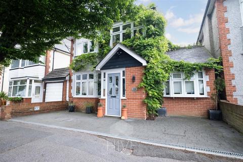 4 bedroom detached house for sale, The Grove, Bournemouth BH9