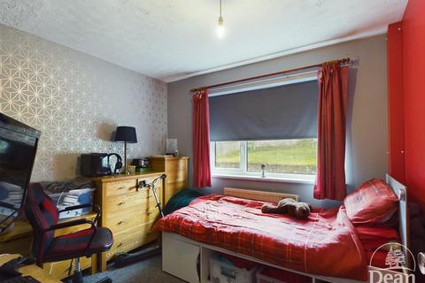 2 bedroom detached bungalow for sale, Parragate Road, Cinderford