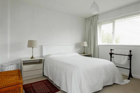 35 Bewley Road, Angmering, Littlehampton, BN16 4JL