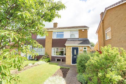 3 bedroom semi-detached house for sale, The Meads, Tring