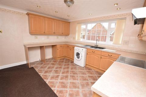 18 Bradley Road, Waltham, Grimsby, DN37 0XA