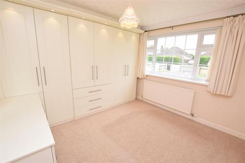 18 Bradley Road, Waltham, Grimsby, DN37 0XA