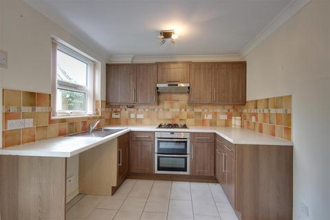 17 Chapel Close, Hessle, HU13 9QE