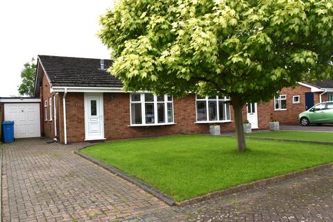 2 bedroom semi-detached bungalow for sale, Nuthurst Drive, Cannock