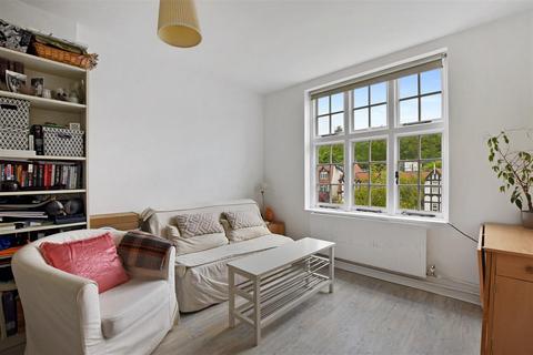 1 bedroom flat for sale, Oakeshott Avenue, Highgate