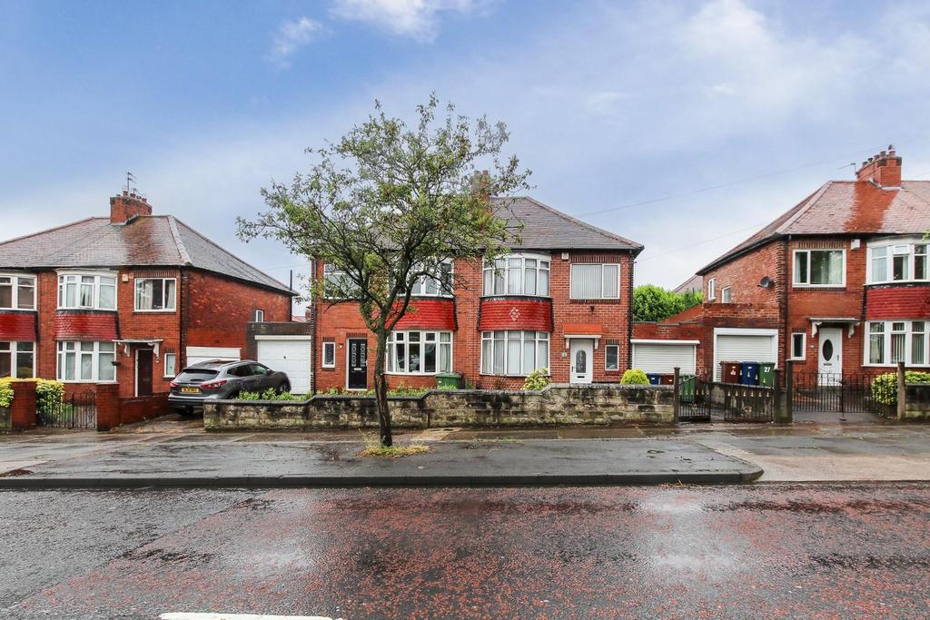 Red Hall Drive, Cochrane Park, NE7 3 bed semidetached house for sale