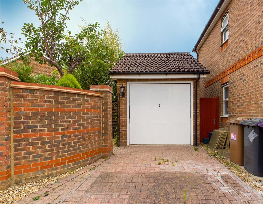 CAM00768 P1-PR0123-STILL13.jpg