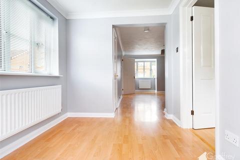 84 Blackdown Close, Stevenage, SG1 6AX