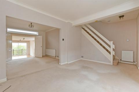 3 bedroom detached house to rent, Westwick Crescent, Sheffield