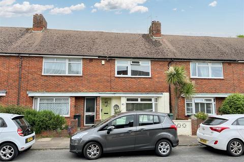 3 bedroom terraced house for sale, Channel View Road, Eastbourne