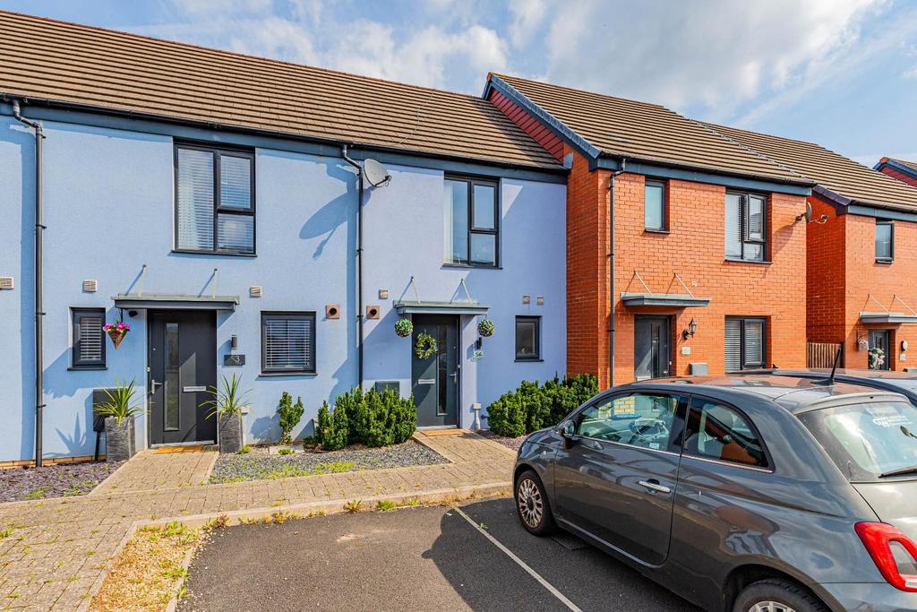 Mariners Walk, Barry CF62 2 bed house for sale £225,000
