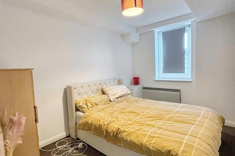2 bedroom flat for sale, Terminus Road, Eastbourne