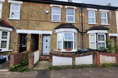 3 bedroom house to rent, Eastbrook Road, Waltham Abbey