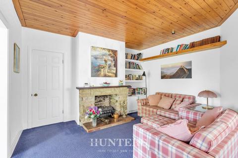 6 Ash Walk, Middleton, Manchester, M24 1JY