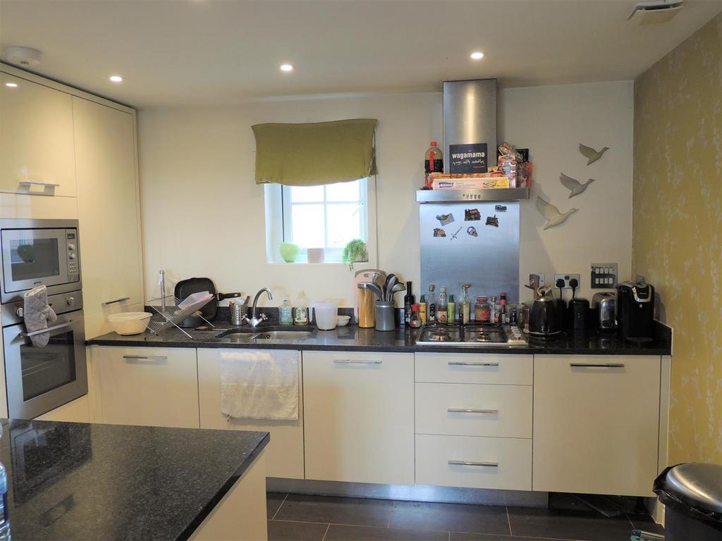 Kitchen .jpg