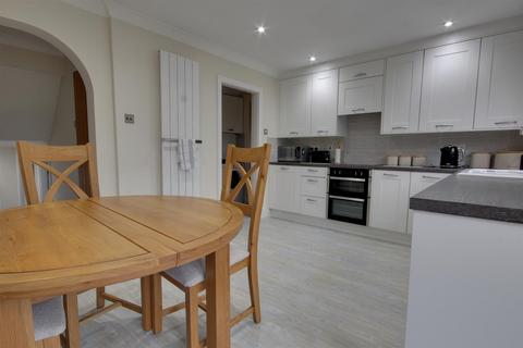 12 Easenby Close, Swanland, North Ferriby, HU14 3NP