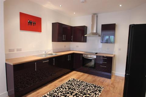 6 bedroom terraced house to rent, Fitzroy Street, Cardiff