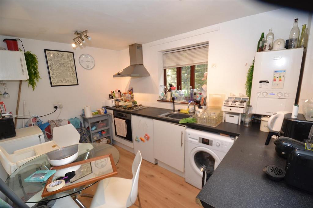 Foundry Terrace, Cleckheaton 1 bed terraced house for sale £79,950