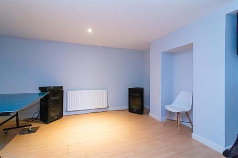 6 bedroom terraced house for sale, Burns Street, Nottingham