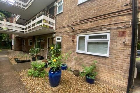 2 bedroom apartment for sale, Dennis Lane, Stanmore