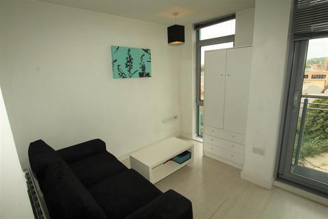 1 bedroom flat to rent, Manor Mills, Ingram Street