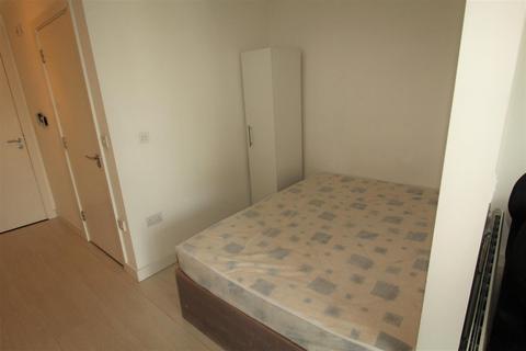 1 bedroom flat to rent, Manor Mills, Ingram Street