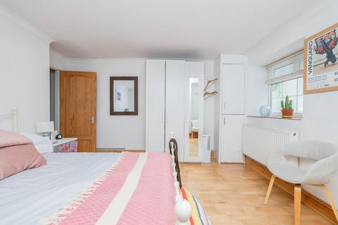 Flat 1, 65 Coronation Road, Southville, Bristol, BS3 1AS