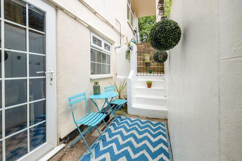 Flat 1, 65 Coronation Road, Southville, Bristol, BS3 1AS