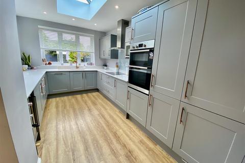 11 Harlestone Road, Swindon, SN3 4ED
