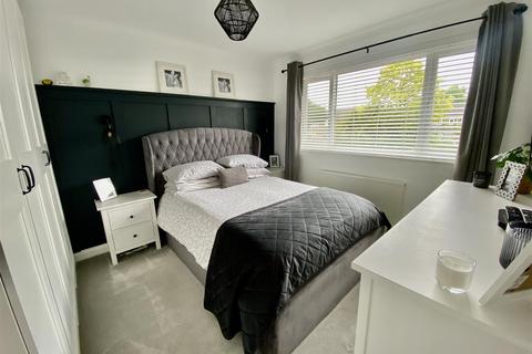 11 Harlestone Road, Swindon, SN3 4ED