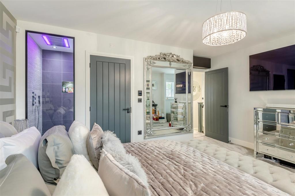 8601229-interior10.jpg