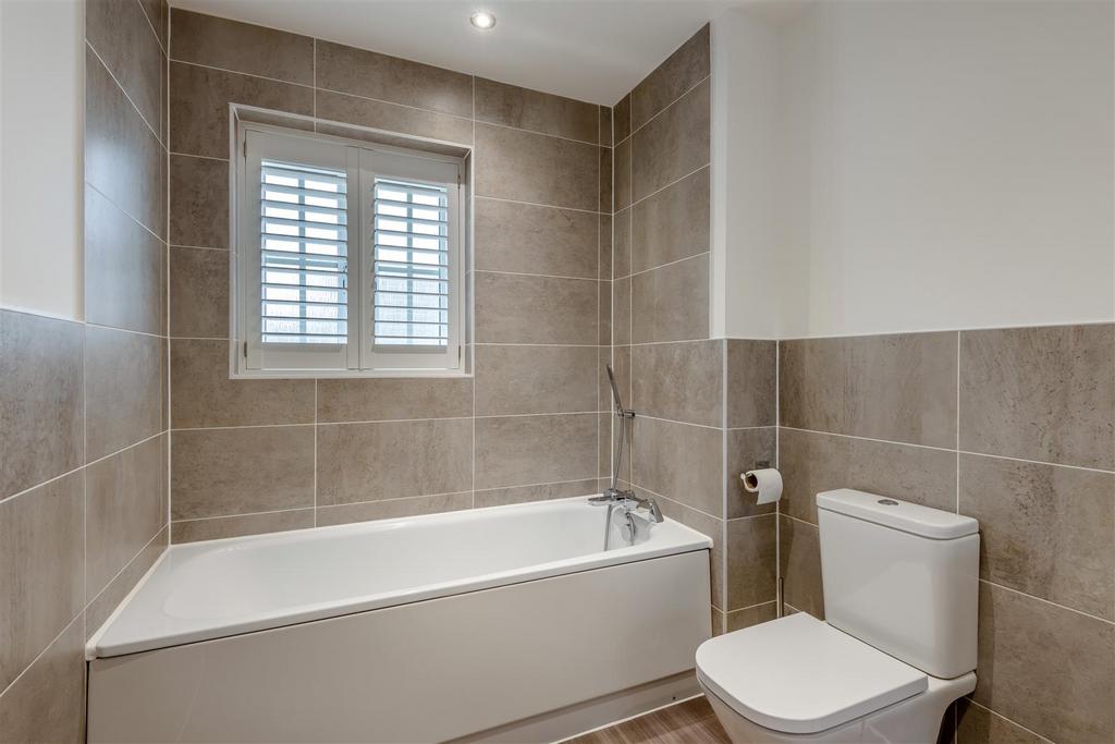 8601229-interior34.jpg