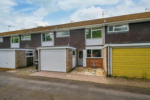 3 bedroom terraced house for sale, 4 Wolverley Court, High Street, Albrighton