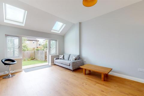 2 bedroom semi-detached house for sale, Drift Avenue, Stamford