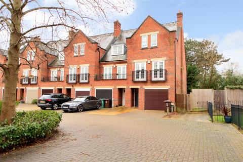 3 bedroom end of terrace house for sale, Azalea Close, Napsbury Park,