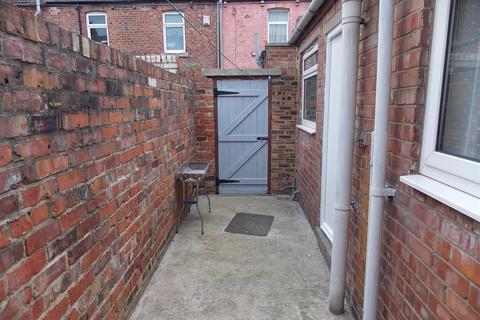 3 bedroom private hall to rent, Abingdon Road, Middlesbrough, , TS1 2DW