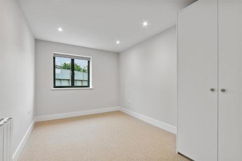 3 bedroom flat to rent, 1-3 Bollo Lane, Chiswick