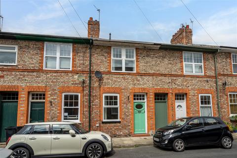 2 bedroom terraced house to rent, Levisham Street, York