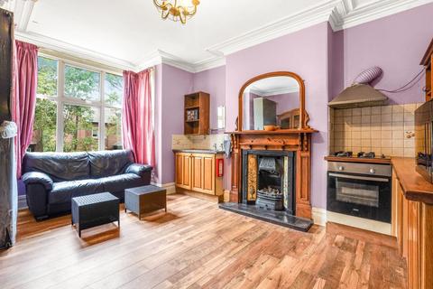 5 bedroom semi-detached house for sale, Oakwood Avenue, Oakwood, Leeds