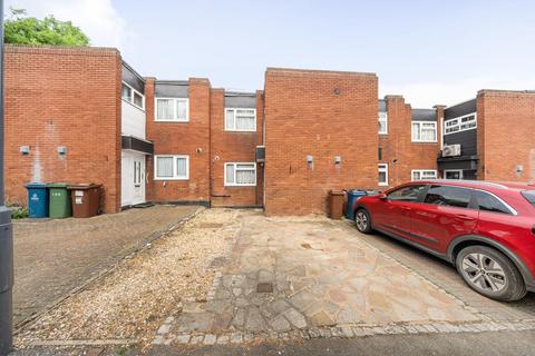 19 Rainsford Close, Stanmore, HA7 3DJ