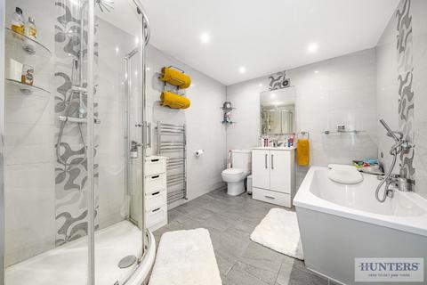 32 Sandcliff Road, Erith, DA8 1NZ